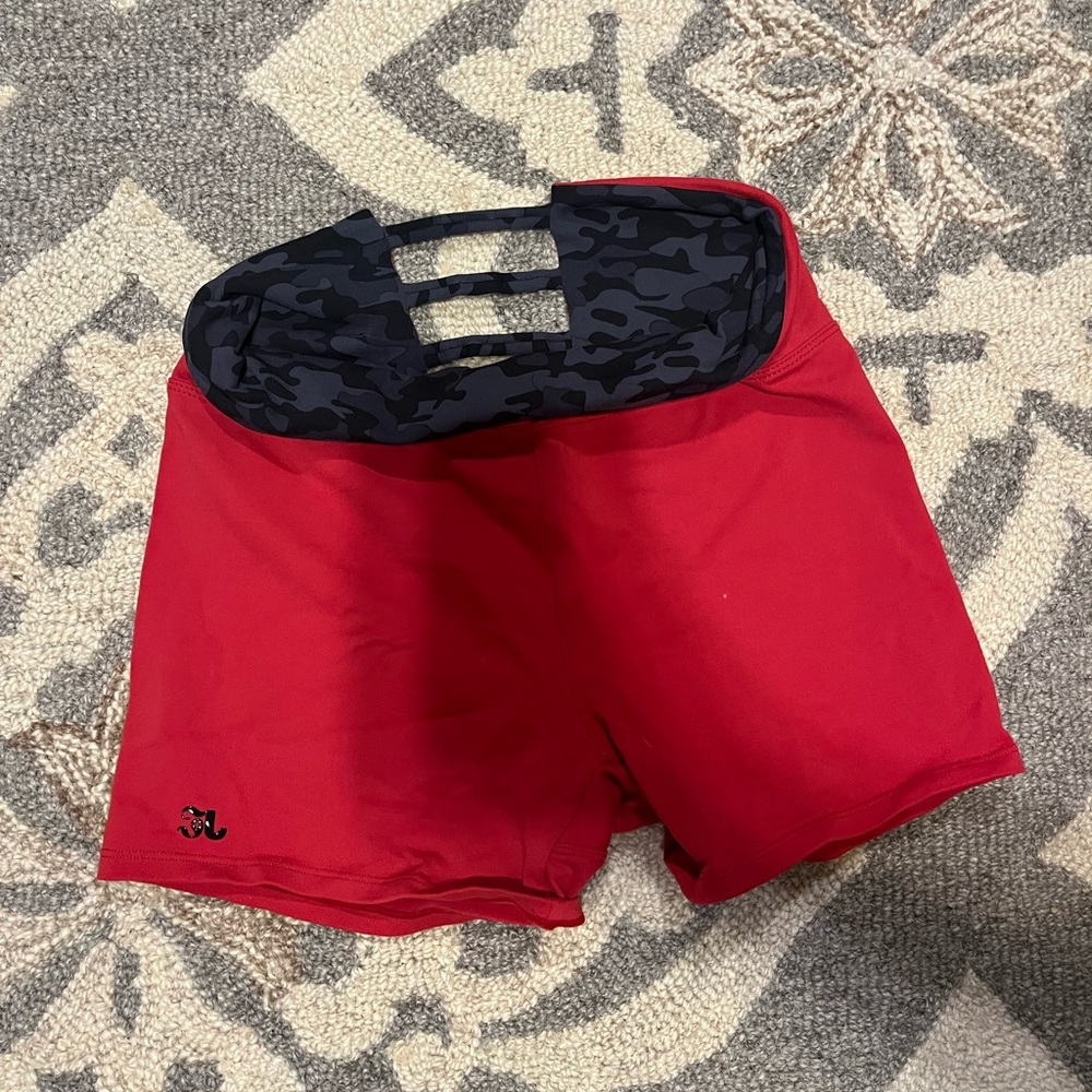 High waist booty shorts